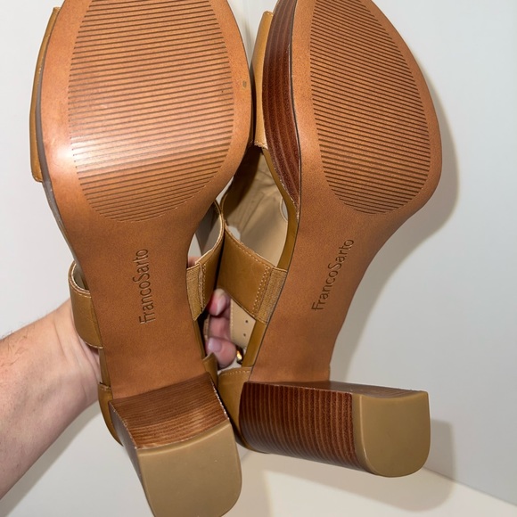Franco Sarto t-strap heel sandal - Picture 4 of 6